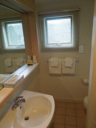 Lodge Mountaineer Inn