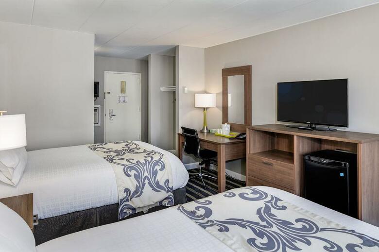 Americana Hotel