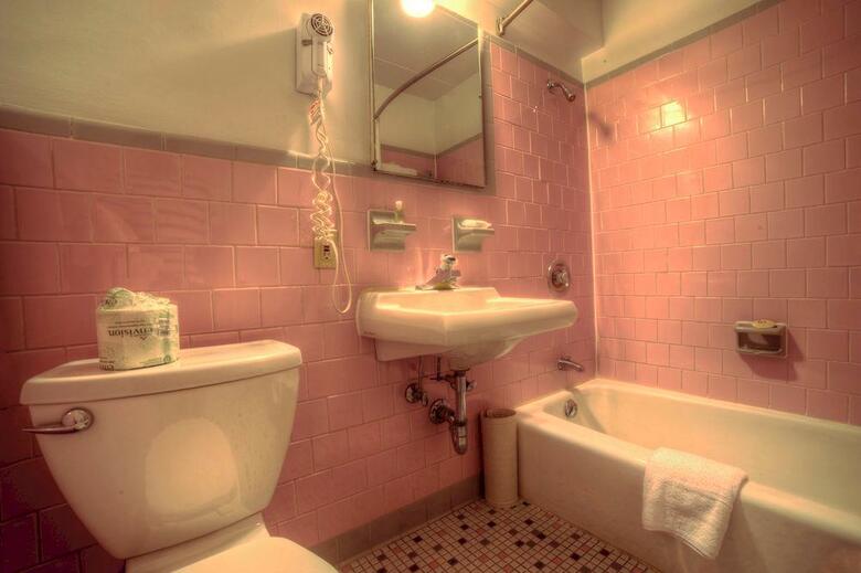 Americana Hotel