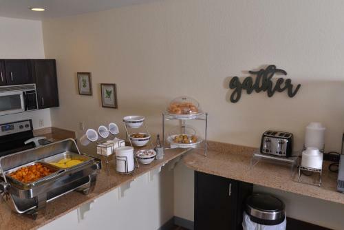 Hotel Stay-over Suites