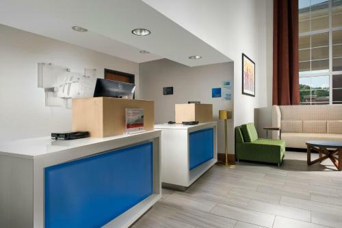 Hotel Holiday Inn Express & Suites Charlottesville North