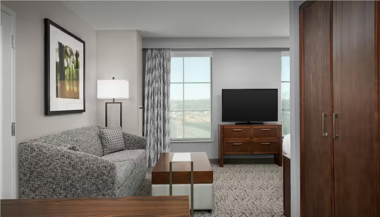 Hotel Embassy Suites Springfield