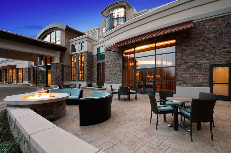 Hotel Embassy Suites Springfield