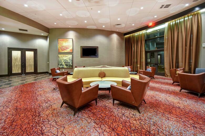 Hotel Embassy Suites Springfield