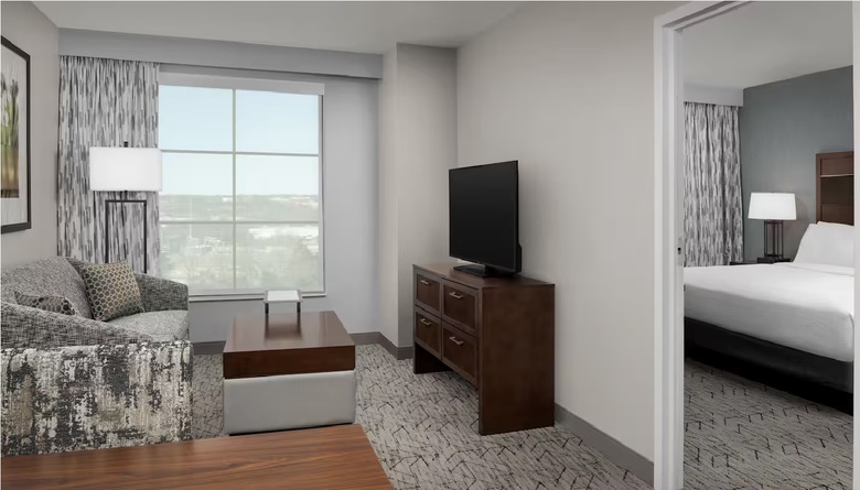 Hotel Embassy Suites Springfield