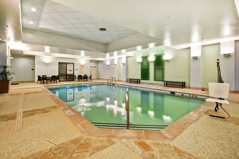 Hotel Embassy Suites Springfield