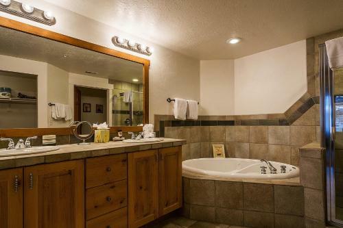 Apartamento Town Point Condos By Lespri Property Management