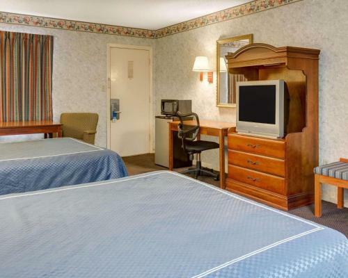 Hotel Rodeway Inn & Suites Williamsburg