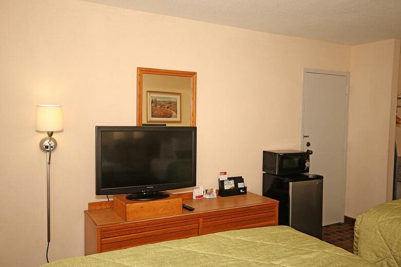 Hotel Ramada By Wyndham Wytheville
