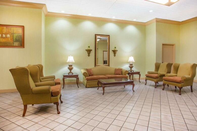 Hotel Ramada By Wyndham Wytheville