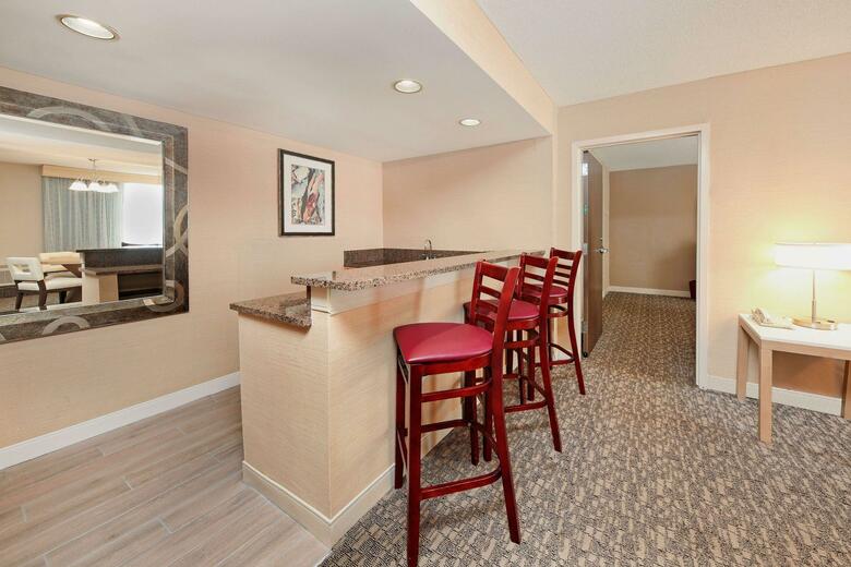 Hotel Doubletree By Hilton Virginia Beach