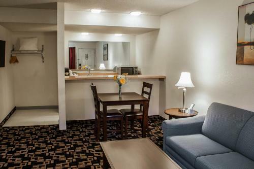 Motel Econo Lodge Inn And Suites Bellingham
