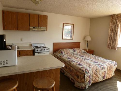 Sunshine Motel II