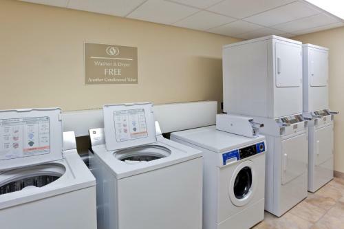 Hotel Candlewood Suites Lakewood