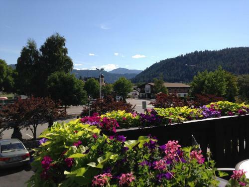 Hotel Linderhof Inn