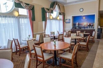 Morningglory Hotel, Resort & Suites