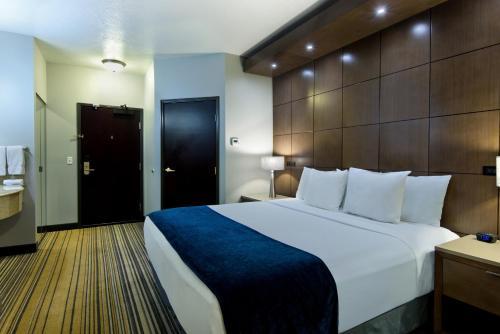 Hotel Oxford Suites Spokane