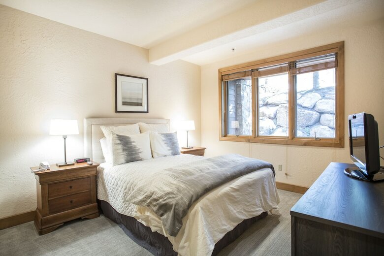 Hotel Deer Valley's Signature Collection