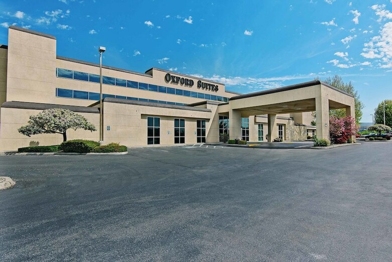 Hotel Oxford Suites Yakima