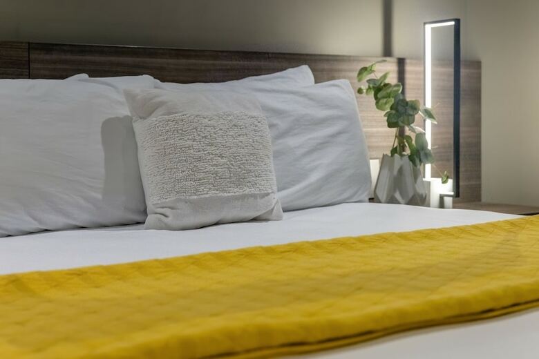 Montvale Hotel