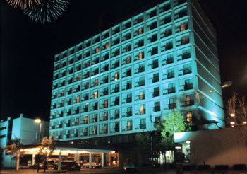 Pullman Plaza Hotel
