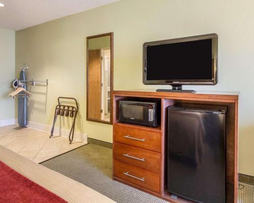 Hotel Comfort Inn & Suites Black River Falls I-94