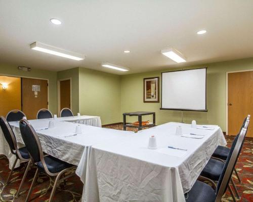 Hotel Comfort Inn & Suites Black River Falls I-94