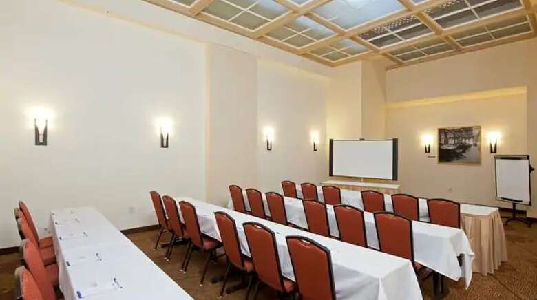 Hotel Hilton Garden Inn Milwaukee Downtown