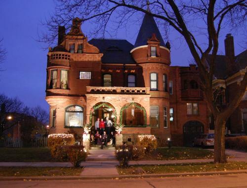 Schuster Mansion Bed & Breakfast
