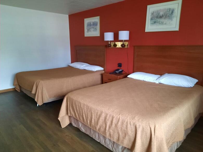 Hotel Motel Reedsburg