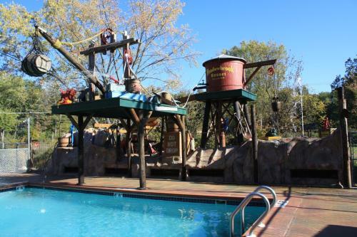Hotel Meadowbrook Resort