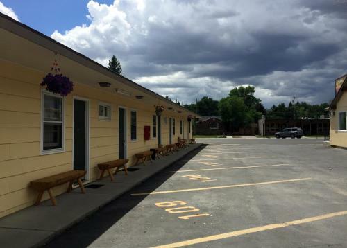 Motel A Western Rose