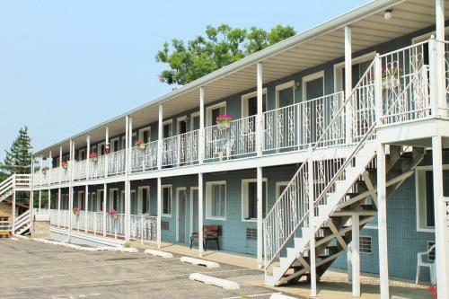 White Rose Motel