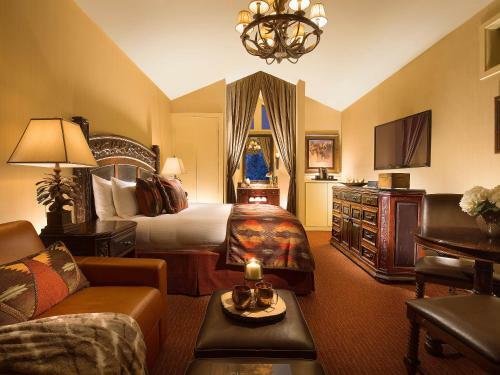 Hotel Rustic Inn Creekside Resort And Spa At Jackson Hole