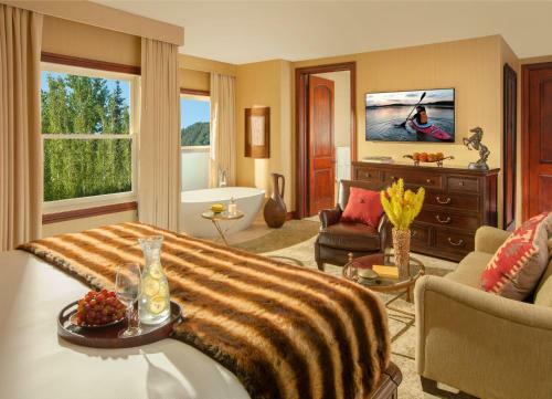 Hotel Rustic Inn Creekside Resort And Spa At Jackson Hole
