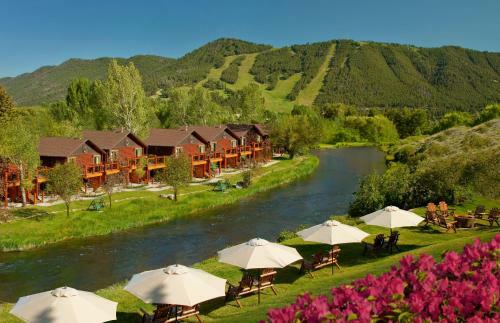 Hotel Rustic Inn Creekside Resort And Spa At Jackson Hole