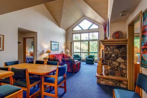 Borders Lodge