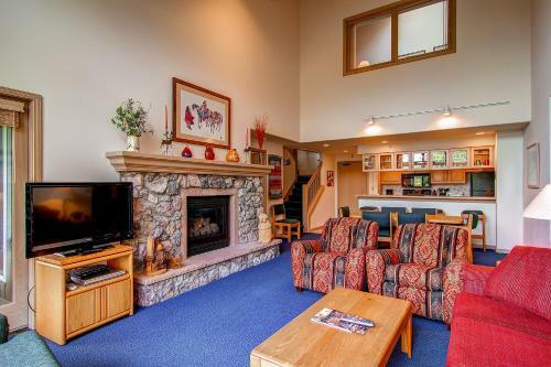 Borders Lodge