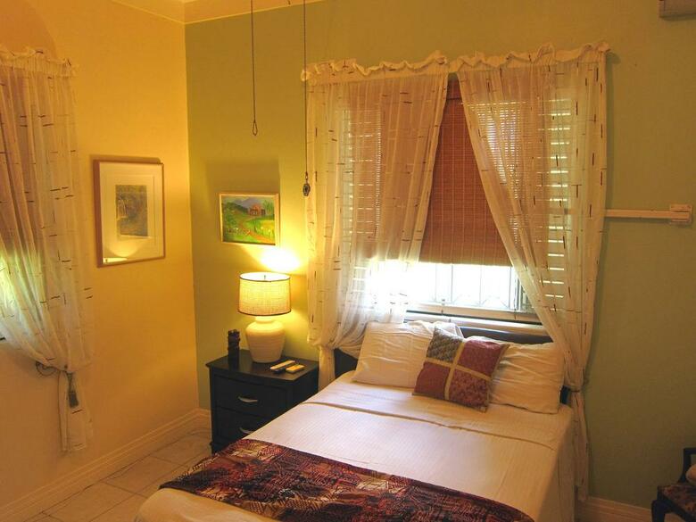 Hotel Chester Avenue Bed & Breakfast