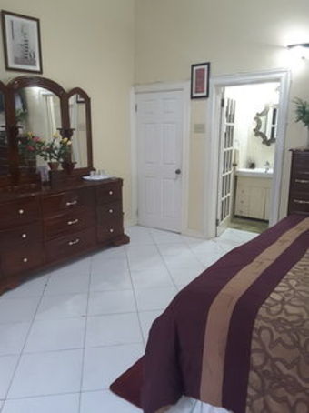 Hotel Cazwin Villa
