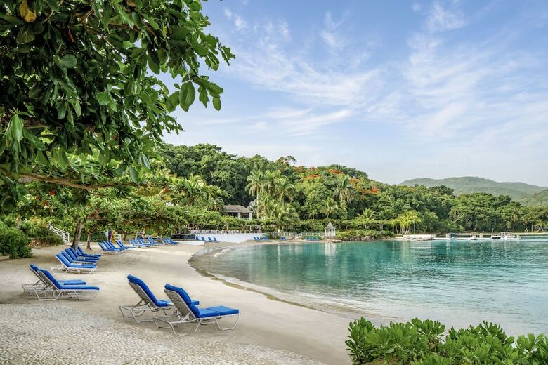 Apartamento Round Hill Hotel And Villas