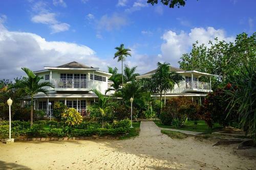 Hotel Rondel Village