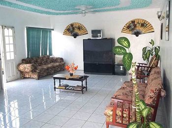 Willowgate Resort Hotel