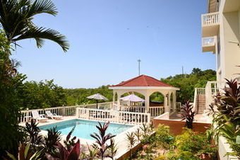 Hotel Retreat Guesthouse Luxury Suites