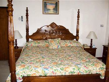 Bed & Breakfast Seacrest Beach Hotel