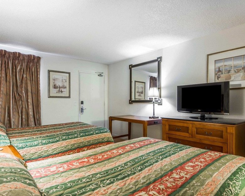 Hotel Rodeway Inn