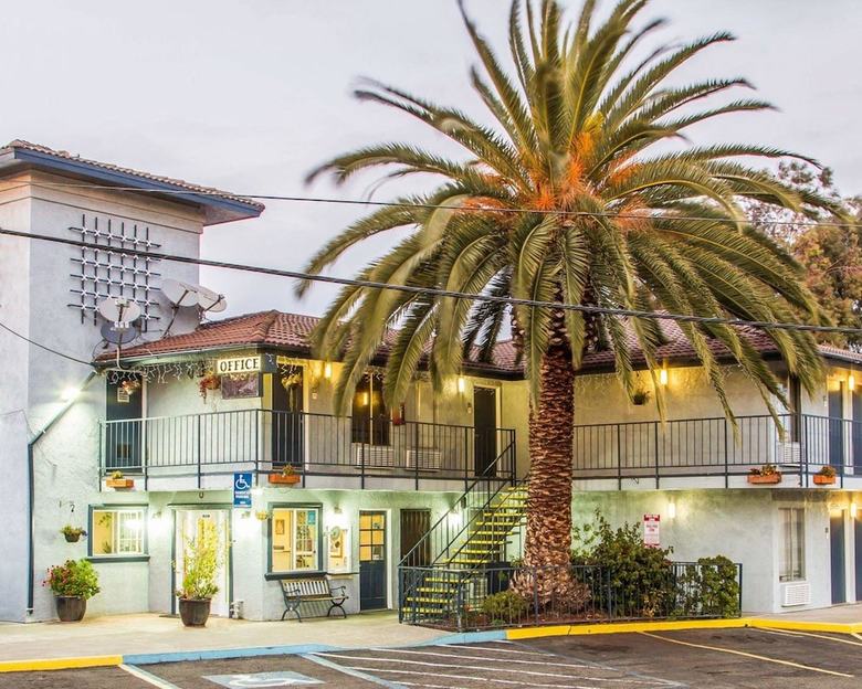 Hotel Rodeway Inn