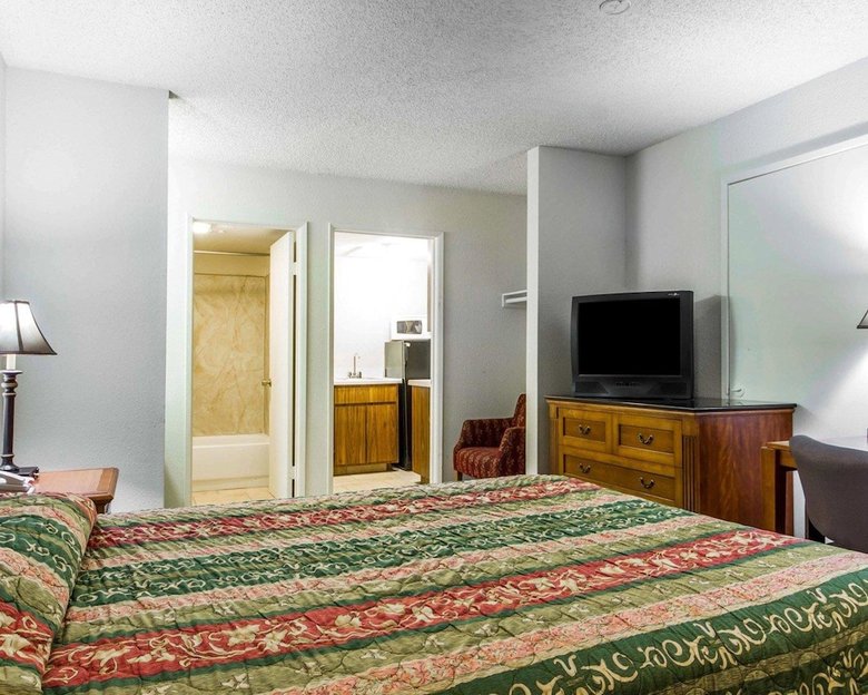 Hotel Rodeway Inn