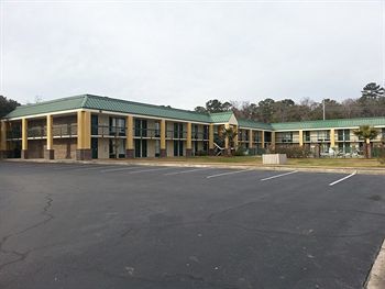 Hotel Econo Lodge Near Fort Stewart