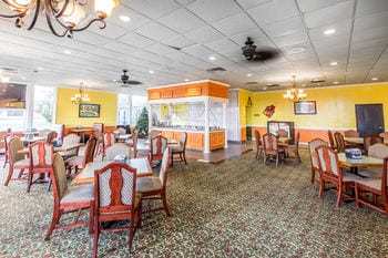 Hotel Econo Lodge Near Fort Stewart